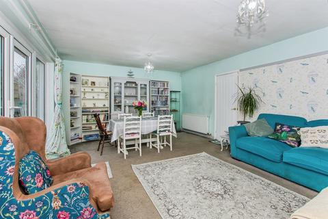 3 bedroom detached bungalow for sale, Ashlawn Drive, BOSTON