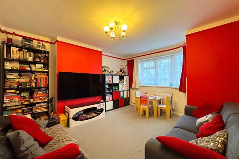 3 bedroom semi-detached house for sale, Ridgemont Gardens, Edgware, HA8