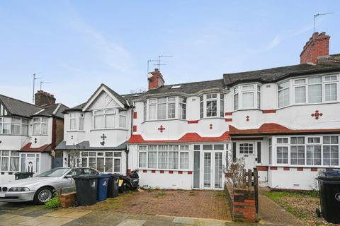 2 bedroom flat for sale, Cleveley Crescent Ealing