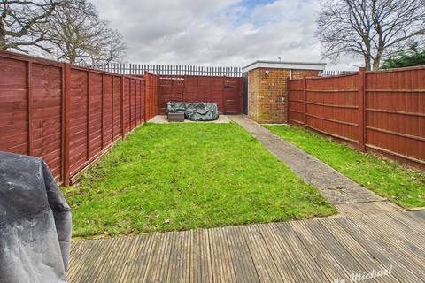 undefined, Leighton Buzzard LU7