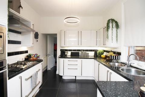 4 bedroom terraced house for sale, Leeds Road,  Blackpool, FY1