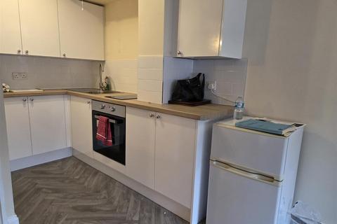 1 bedroom apartment to rent, Mariners Close, Bridgwater