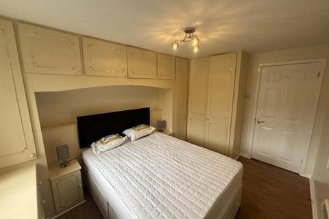1 bedroom flat to rent, Westbury Road, London, E17