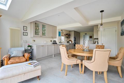 undefined, Cowley Way, Sutton Benger