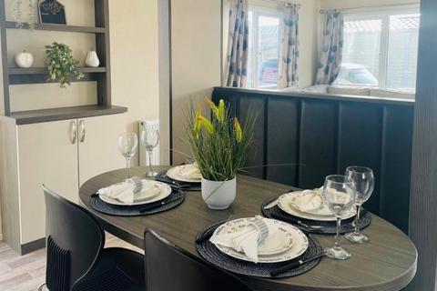 3 bedroom park home for sale, Glendale Holiday Park