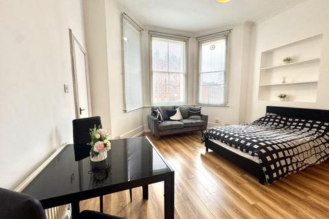 Studio to rent, Broadhurst Gardens, Finchely Road, London  NW6