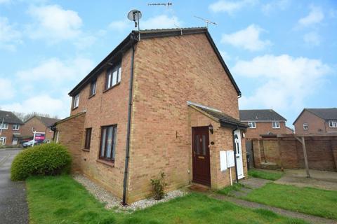 1 bedroom detached house to rent, Broadway, Silver End, CM8