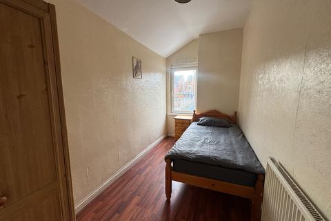 4 bedroom house share to rent, Female Only House In Sparkhill,  Solihull Road, B11
