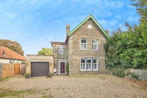 4 bedroom semi-detached house for sale, Crabbe Street, Ipswich