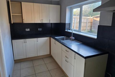 3 bedroom semi-detached house for sale, Thornton Avenue, Scunthorpe