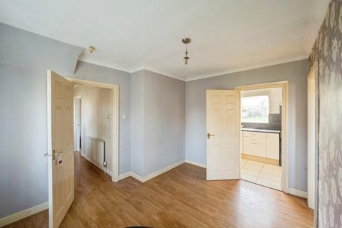 3 bedroom semi-detached house for sale, Thornton Avenue, Scunthorpe