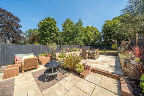 5 bedroom semi-detached house for sale, Oval Way, Gerrards Cross, Buckinghamshire, SL9