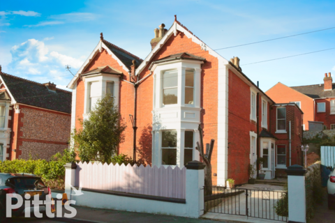 undefined, Madeira Road Ventnor PO38