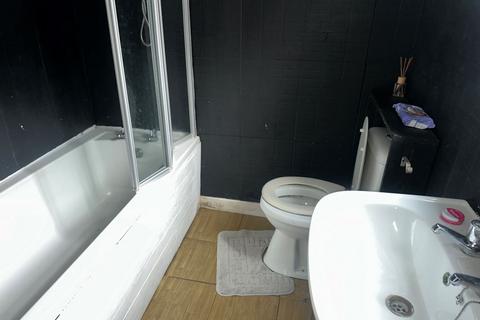 2 bedroom terraced house for sale, 125 Greets Green Road, West Bromwich, B70 9ET