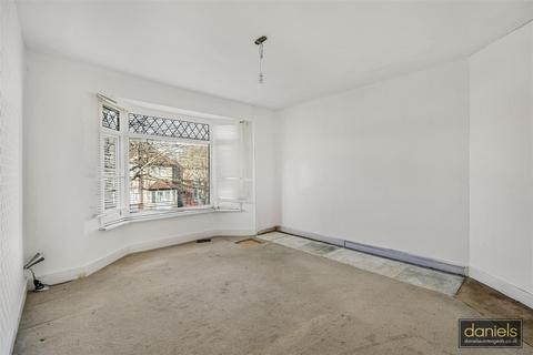 3 bedroom semi-detached house for sale, Woodfield Avenue, Wembley