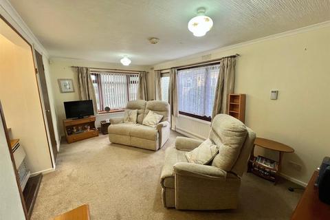 undefined, Lesley Way, Crosland Hill, Huddersfield