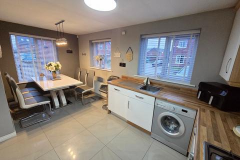 3 bedroom terraced house for sale, Falcon Close, Mexborough, S64