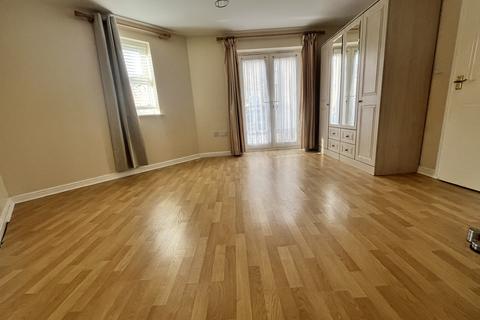 3 bedroom apartment to rent, Fir Court, Osier Drive, Laindon
