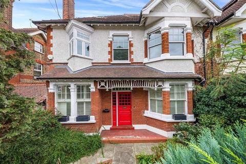 Kings Avenue, Bromley