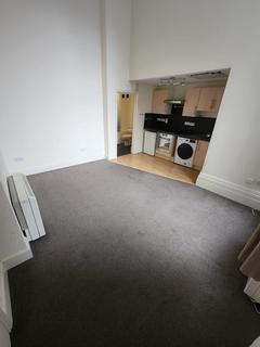 Studio to rent, England's Lane, London NW3