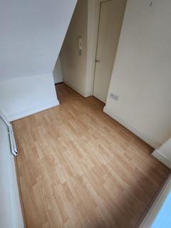 Studio to rent, England's Lane, London NW3