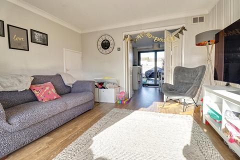 3 bedroom terraced house for sale, The Crest, Sawbridgeworth, CM21
