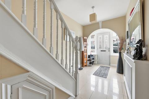 4 bedroom semi-detached house for sale, Alder Grove, London, NW2