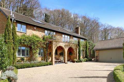 6 bedroom detached house for sale, Hearn Close, Penn, HP10