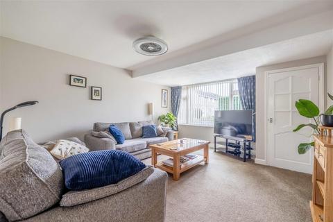 3 bedroom end of terrace house for sale, Knights Close, Windsor