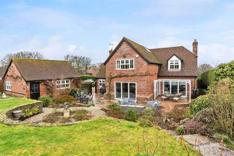 5 bedroom detached house for sale, 7 High Pastures, Chelmsford CM3