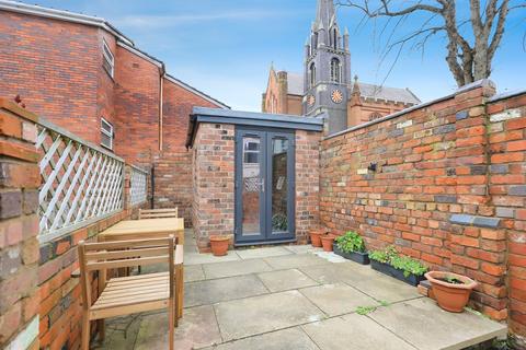3 bedroom terraced house for sale, Bewdley Road, Kidderminster