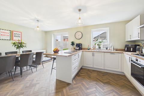 4 bedroom detached house for sale, Gloucestershire GL16