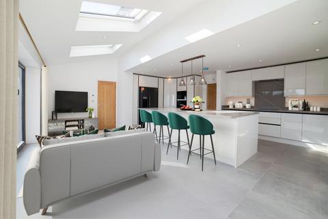 4 bedroom detached house for sale, Devonshire Drive, Eastwood, Nottingham