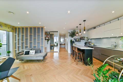 1 bedroom flat to rent, Two Fifty One, 251 Southwark Bridge Road, Southwark, London, SE1
