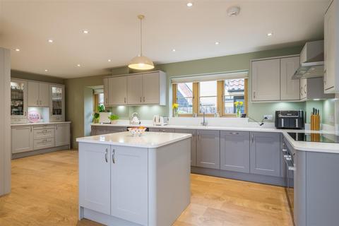 5 bedroom detached house for sale, Birdsong, 16 Goodlands, Boxford