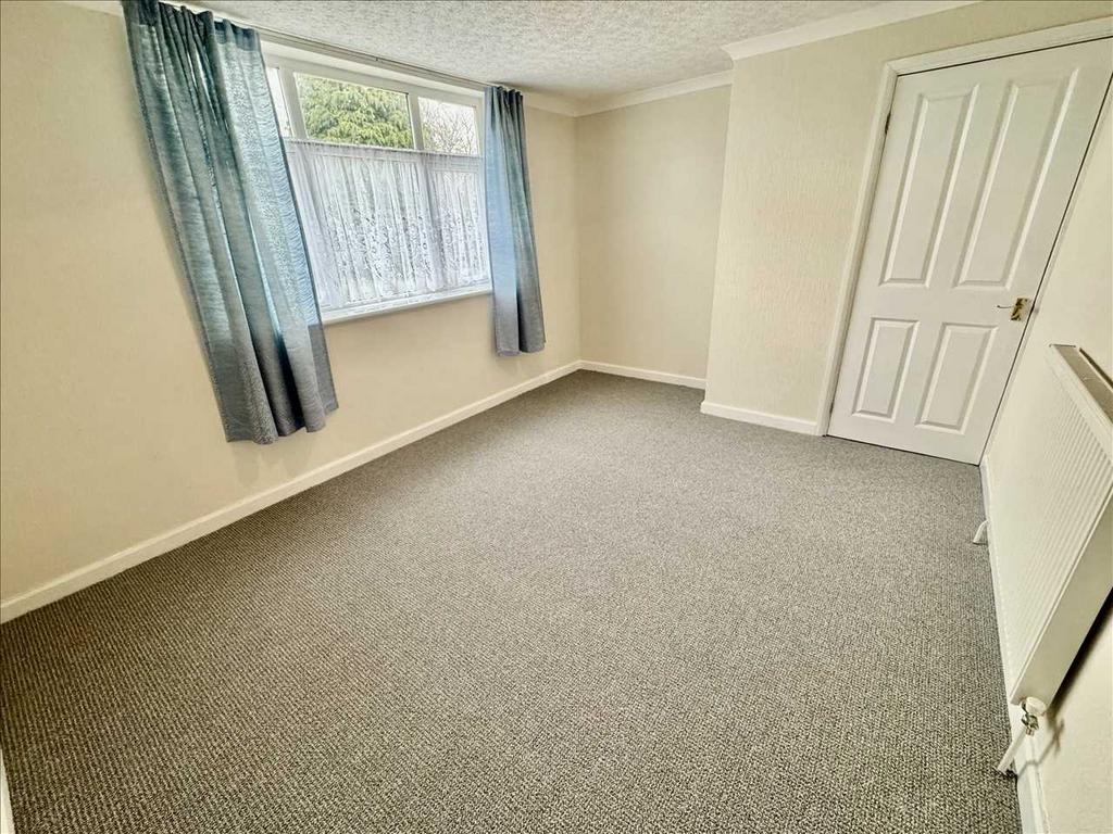 BEDROOM  2    (Rear)