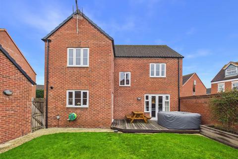 4 bedroom detached house for sale, Sealand Way Kingsway, Quedgeley, Gloucester