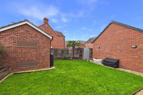 4 bedroom detached house for sale, Sealand Way Kingsway, Quedgeley, Gloucester