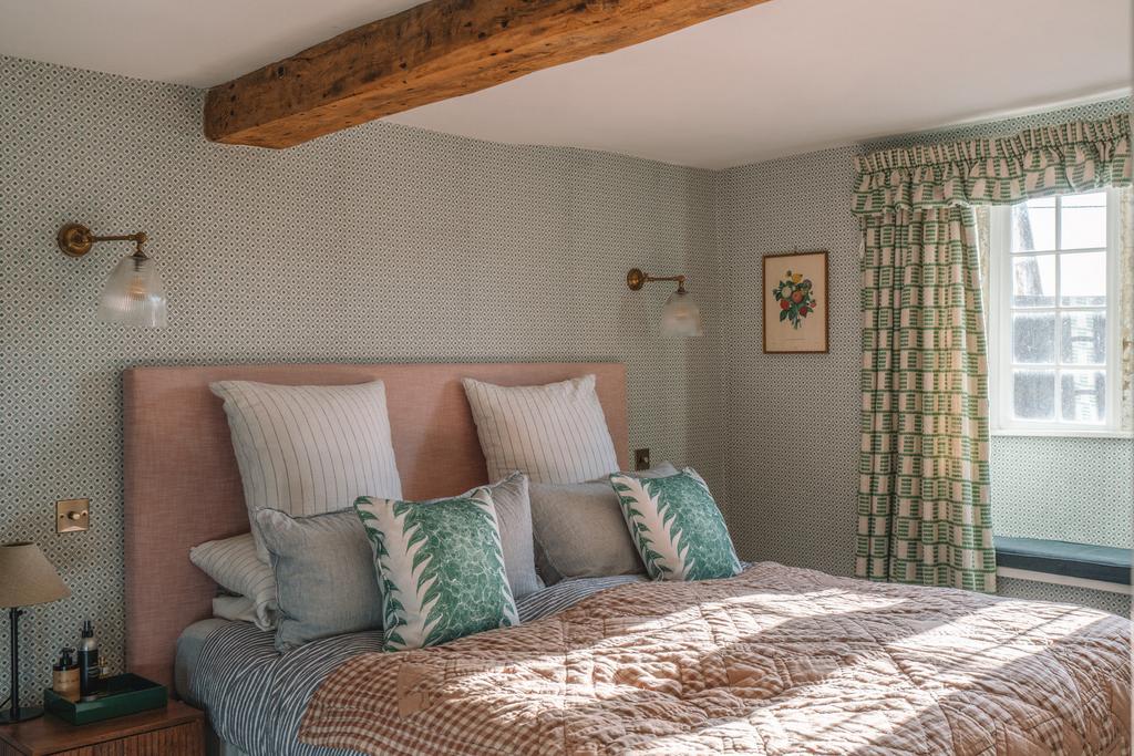 245113 - 18 Newtown Bradford On Avon High Res-12.jpg