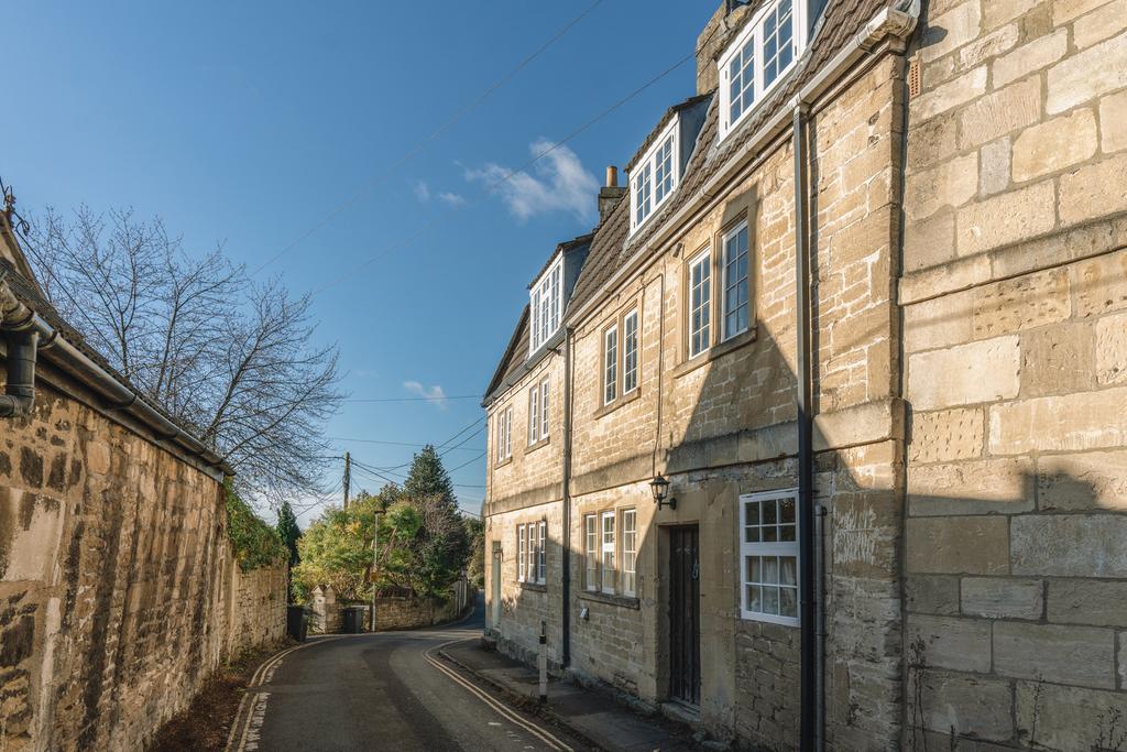 245109 - 18 Newtown Bradford On Avon High Res-08.jpg