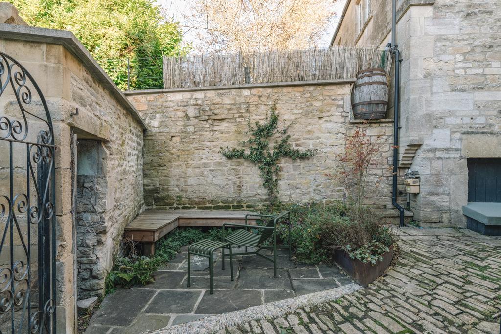 245134 - 18 Newtown Bradford On Avon High Res-33.jpg