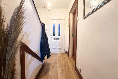 3 bedroom semi-detached house for sale, Kingsway, Stourbridge DY8