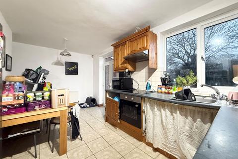 3 bedroom semi-detached house for sale, Kingsway, Stourbridge DY8