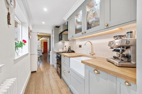 undefined, Waverley Road, Weybridge, KT13