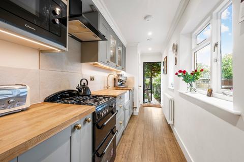 undefined, Waverley Road, Weybridge, KT13