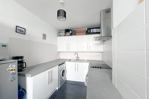 2 bedroom flat for sale, Marina, St. Leonards-On-Sea