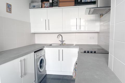 2 bedroom flat for sale, Marina, St. Leonards-On-Sea