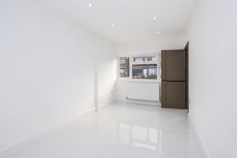 undefined, Whitegates Road, Bilston