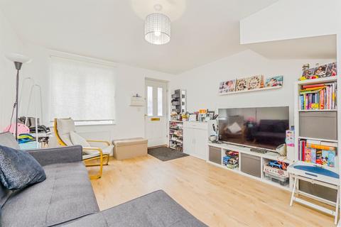 undefined, Maelfa, Llanedeyrn, Cardiff