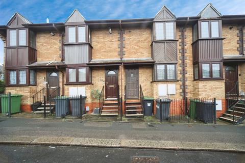 1 bedroom terraced house for sale, Charles Street, Luton